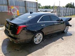 کادیلاک CT4